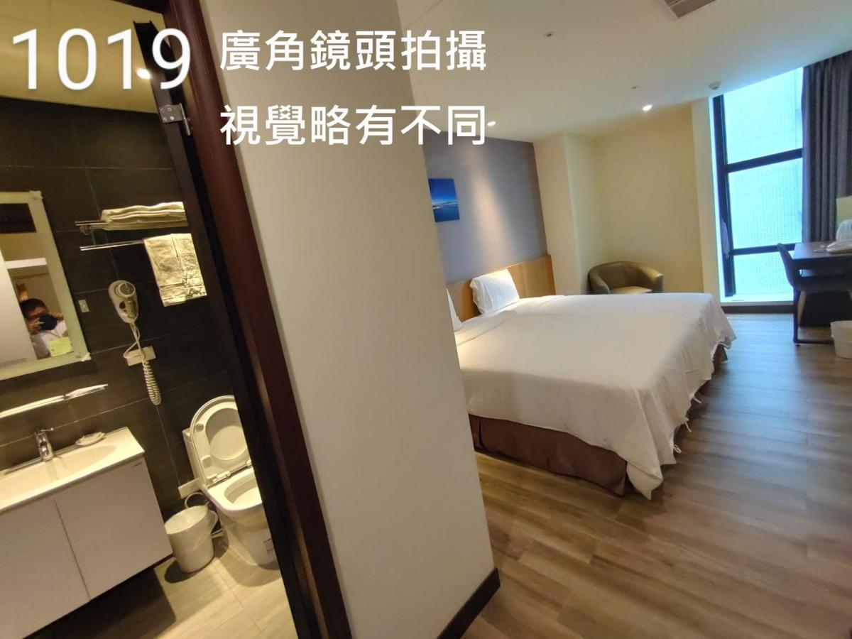 Honest & Warm Hotel Taoyuan Esterno foto