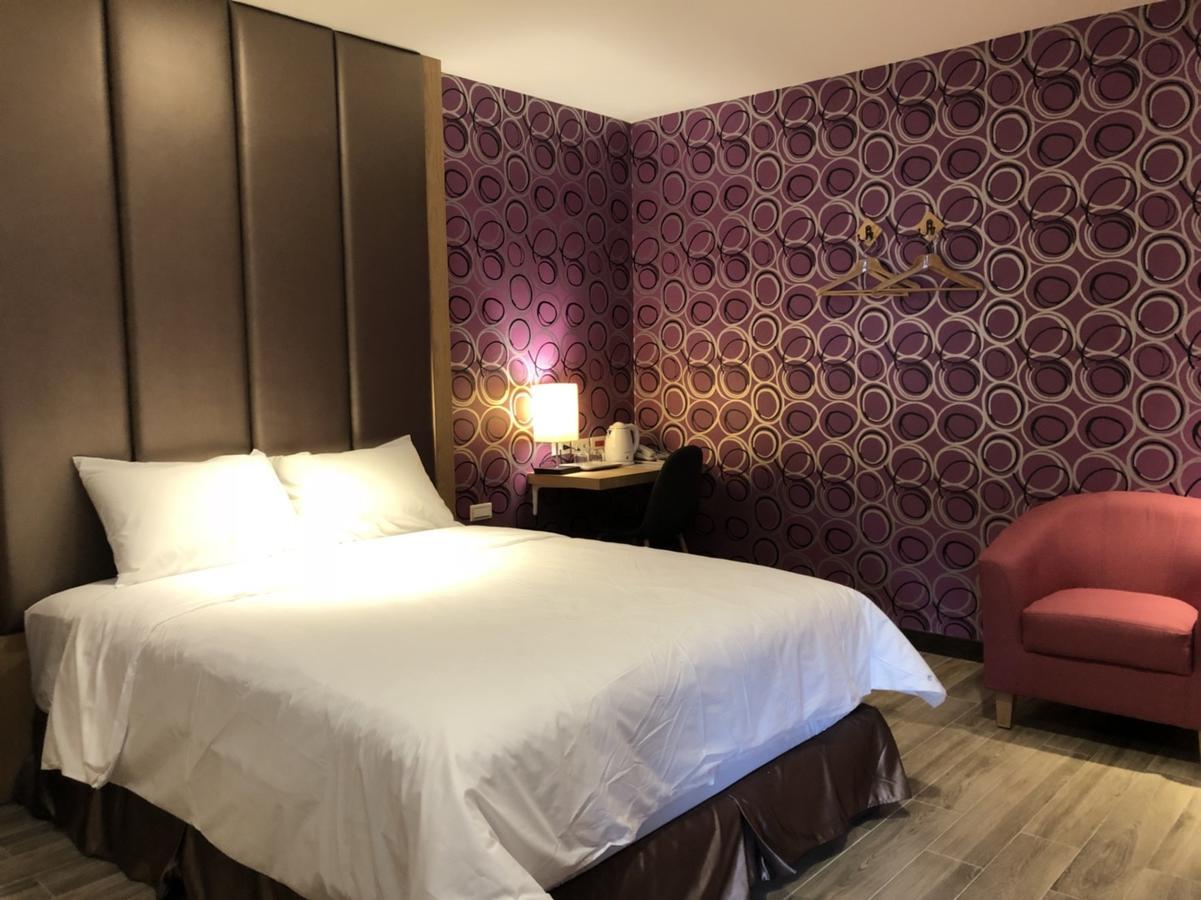 Honest & Warm Hotel Taoyuan Esterno foto